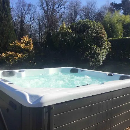 بيت للعطل Graffeuil Busserolles